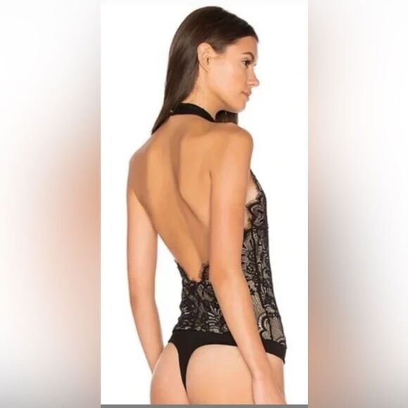 Majorelle Revolve Sarah Black Floral Print Lace Halter Open Back Bodysuit size S - Picture 2 of 10
